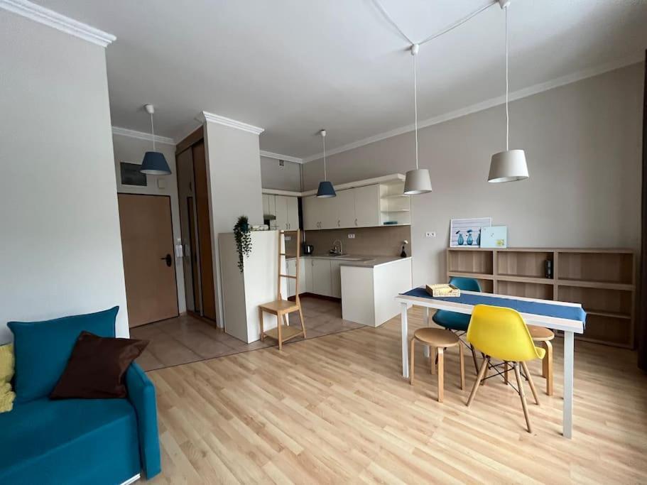 Apartament Warszawa Kabaty Exteriör bild