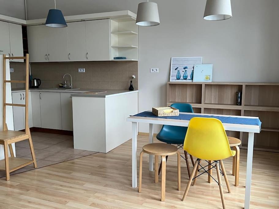 Apartament Warszawa Kabaty Exteriör bild